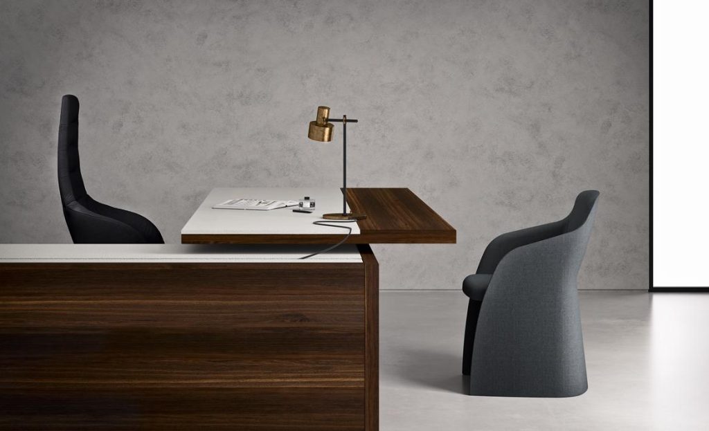 Bureau de direction design avec retour de bureau