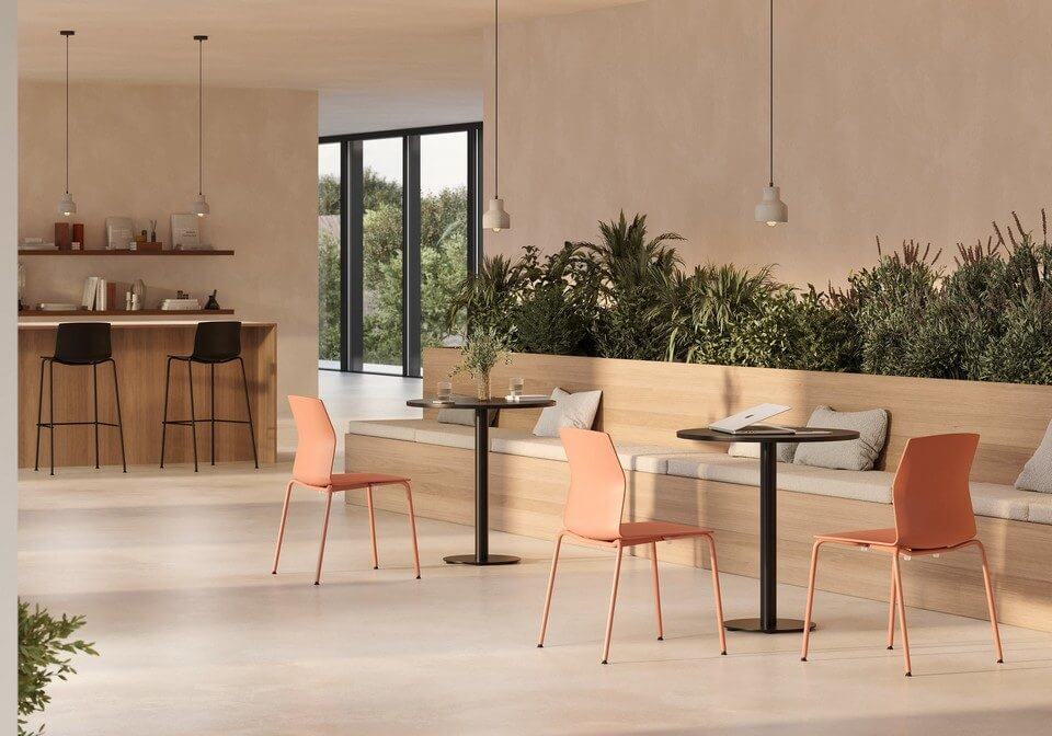 Aménagement d’une salle de repas en entreprise avec la table ASKIP