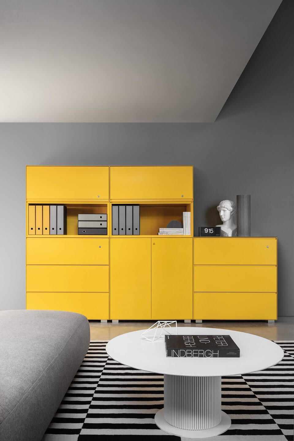 Armoire design colorée pour les bureaux