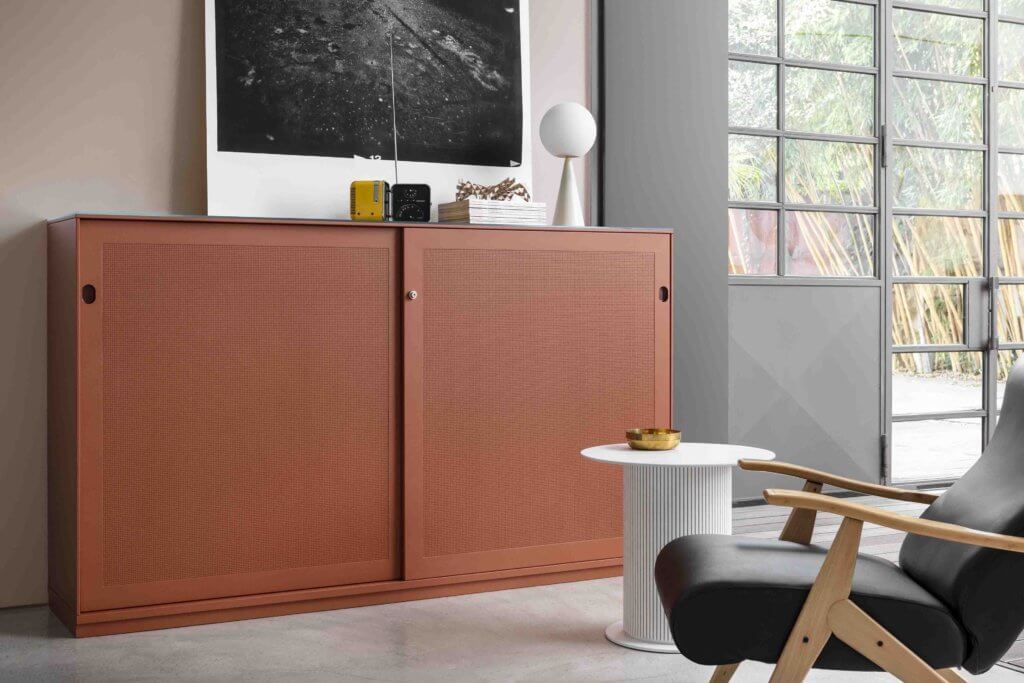 Armoire de bureau design avec portes coulissantes