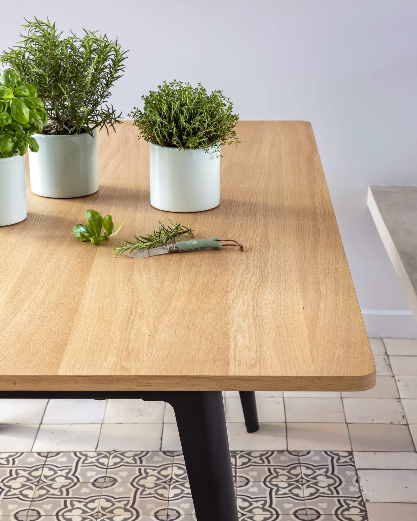 Bureau bench avec plateau en bois de chêne.