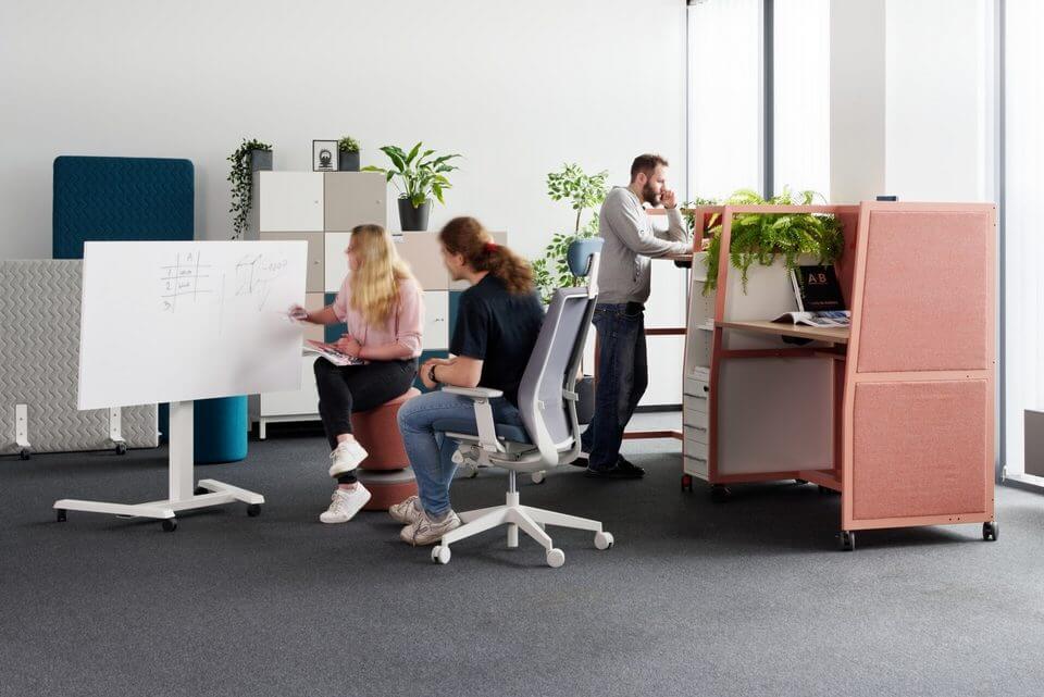 Mobilier de bureau modulable sur roulettes MOB