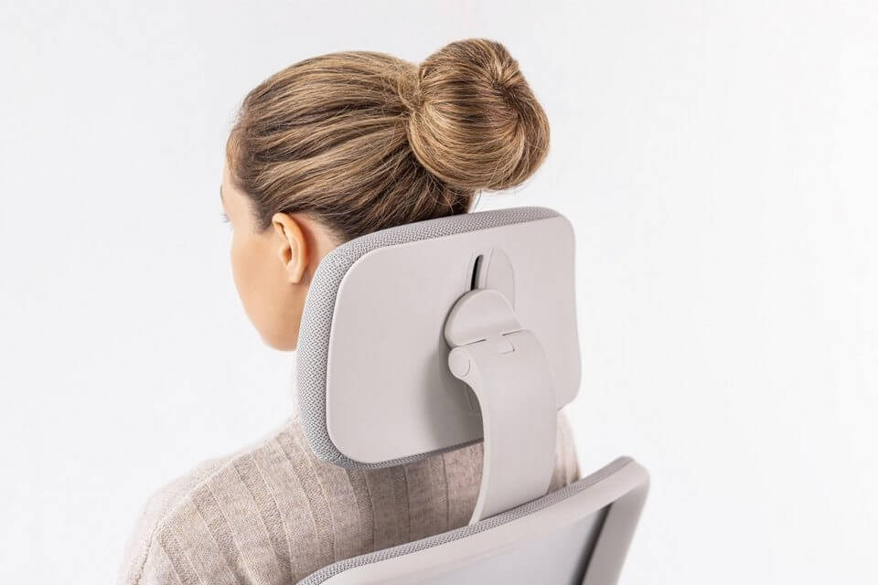 Chaise de bureau design avec têtière ergonomique