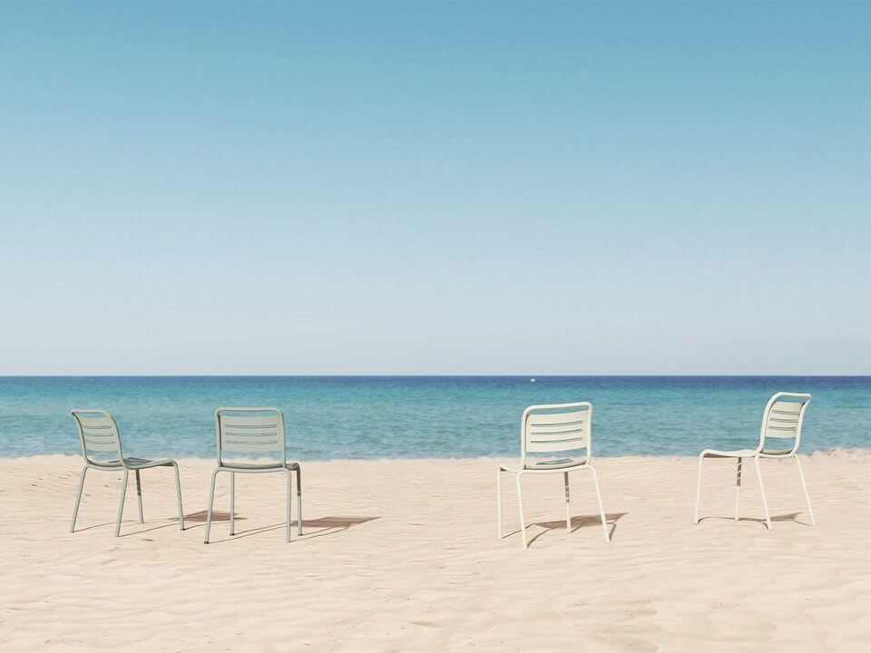 Chaise en aluminium design REAL, mobilier extérieur résistant à l’air salin et aux embruns