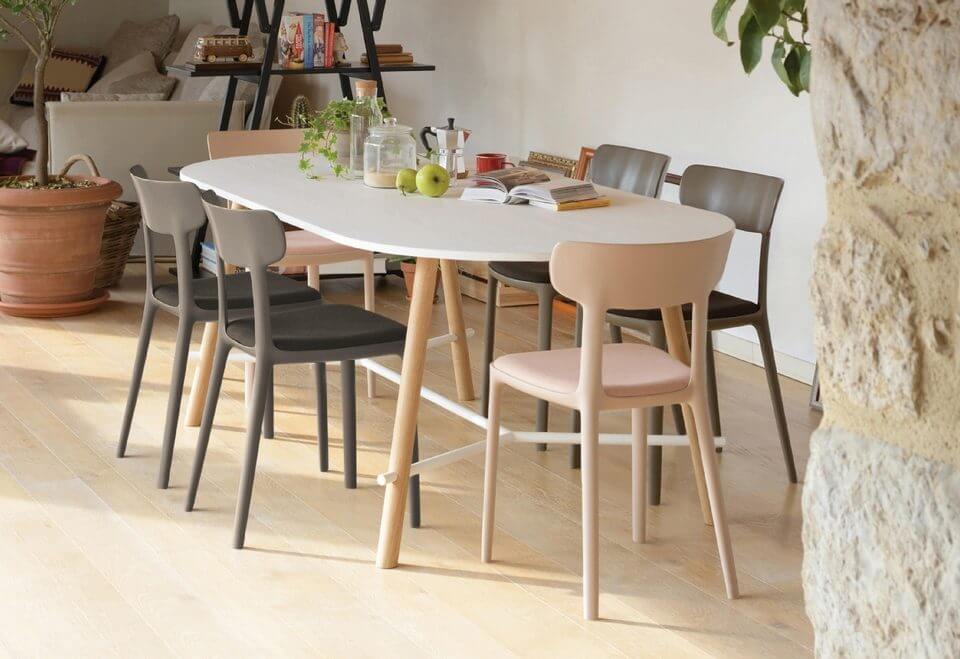 Chaise de cafétéria design et confortable pour les entreprises