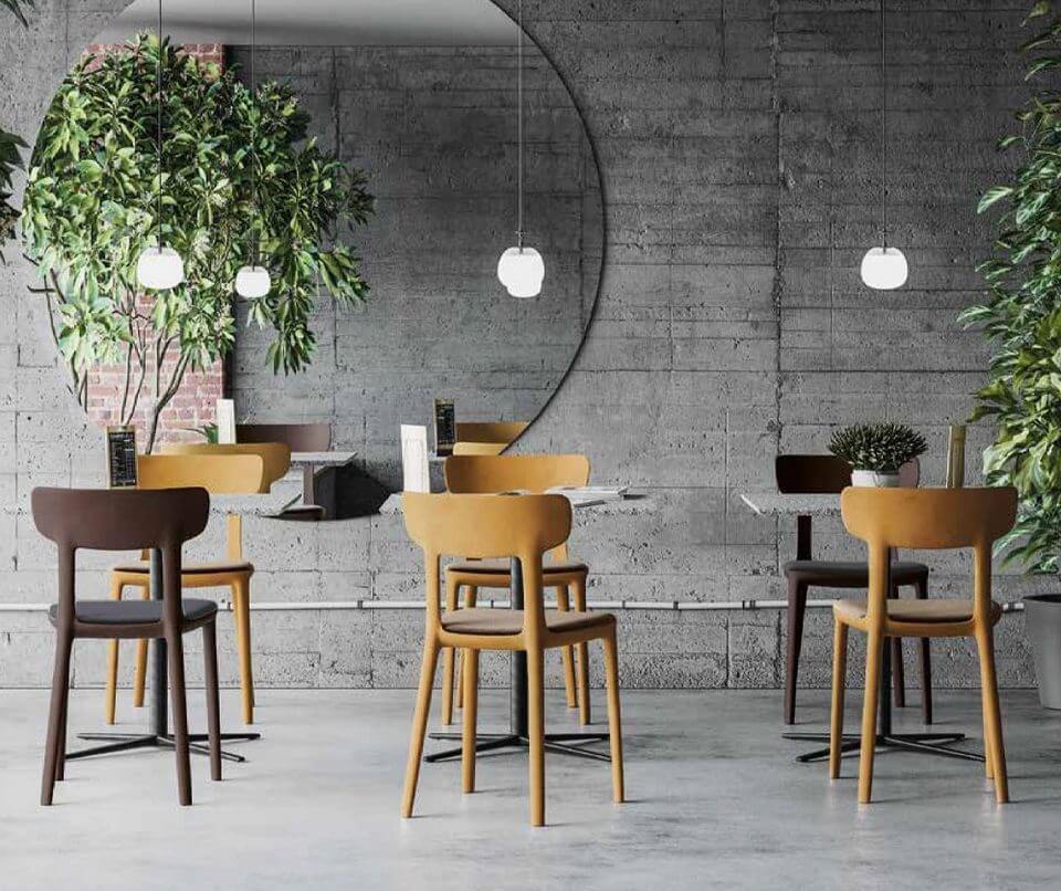 Chaise cafétéria avec assise matelassée