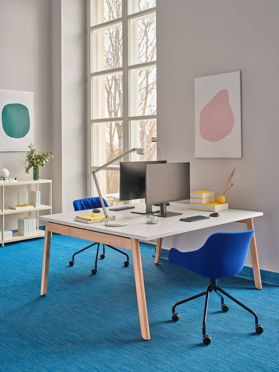 Chaise design BALTIQUE pour espace de coworking