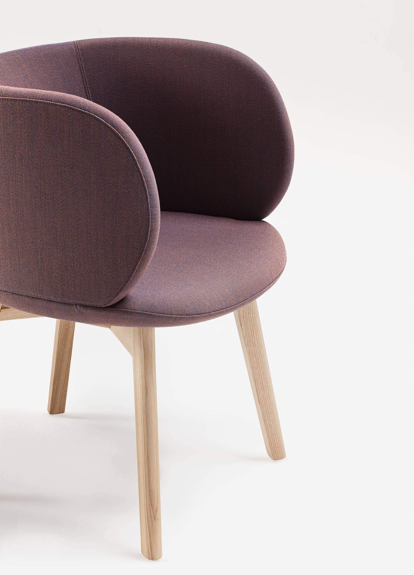 Fauteuil design pour espace d'accueil BETTY