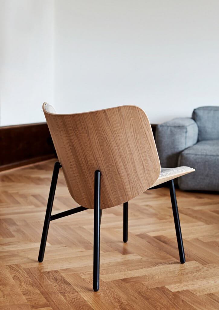 Fauteuil DAPPER avec dossier bois design