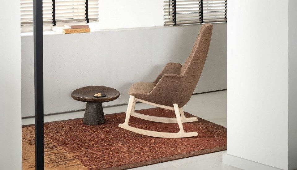 Fauteuil rocking chair design pour espace d'accueil AVI