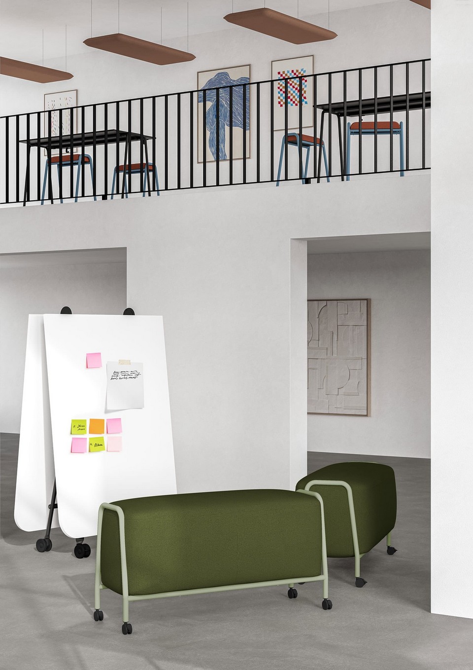 Table TT blanche repliée avec plateau inscriptible dans une salle de réunion épurée, configurée comme un tableau inscriptible pour des séances de créativité