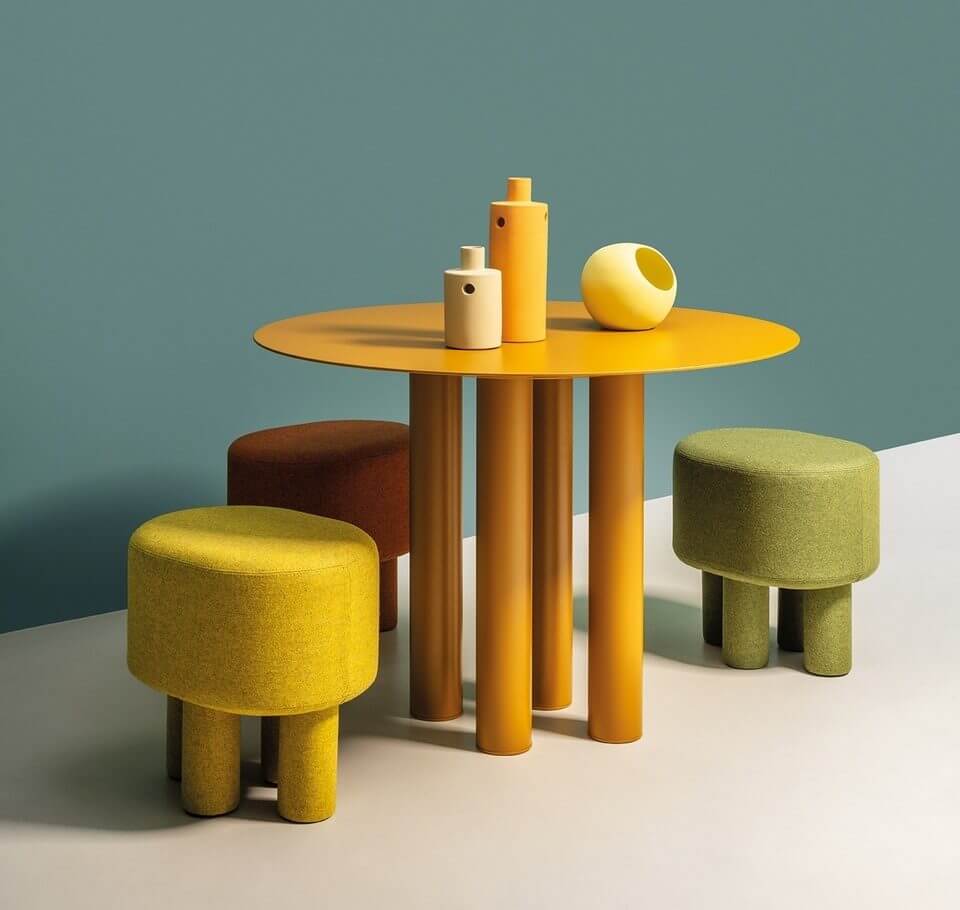 Des poufs originaux autour d'une table de réunion design