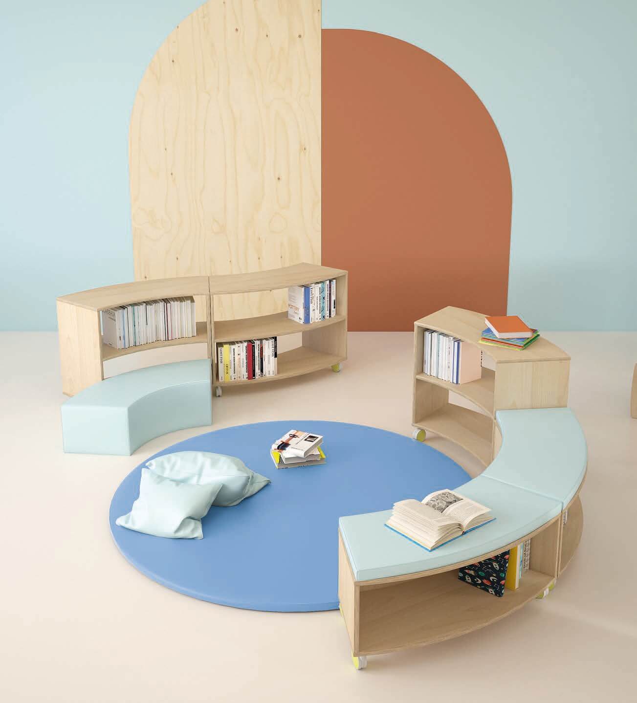 Rangements bas avec bacs accessibles pour crèche ou maternelle