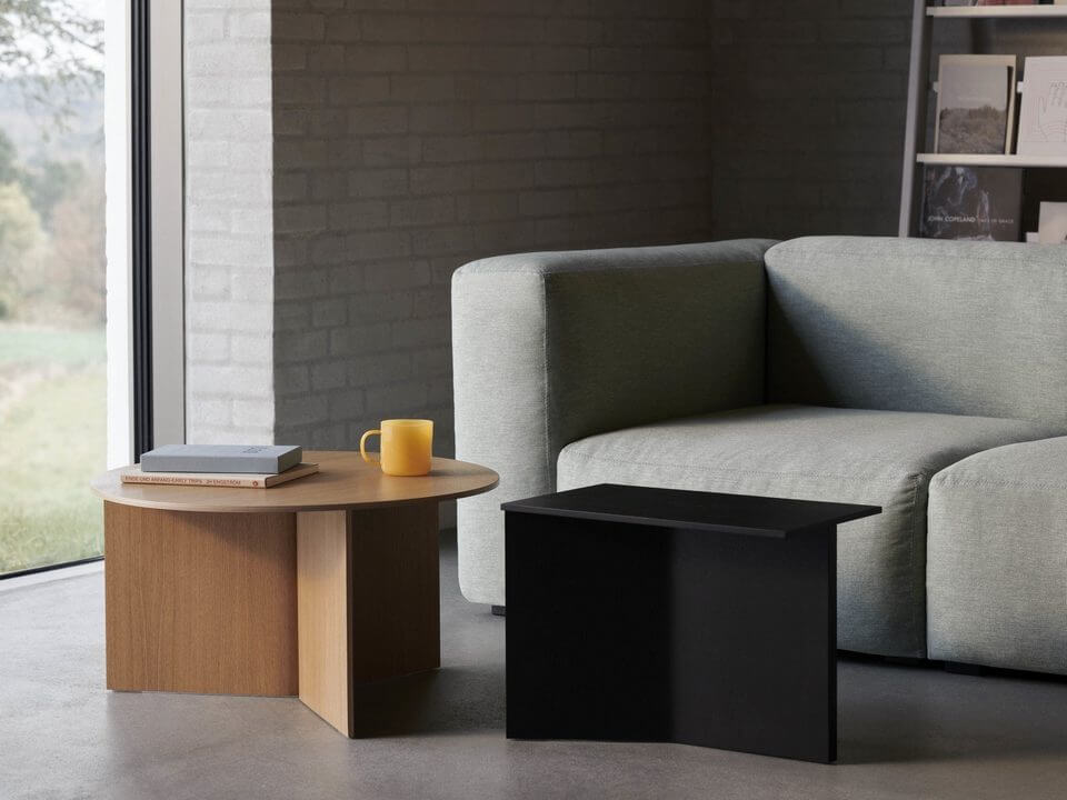 Table basse ronde en bois pour des espaces détente élégants