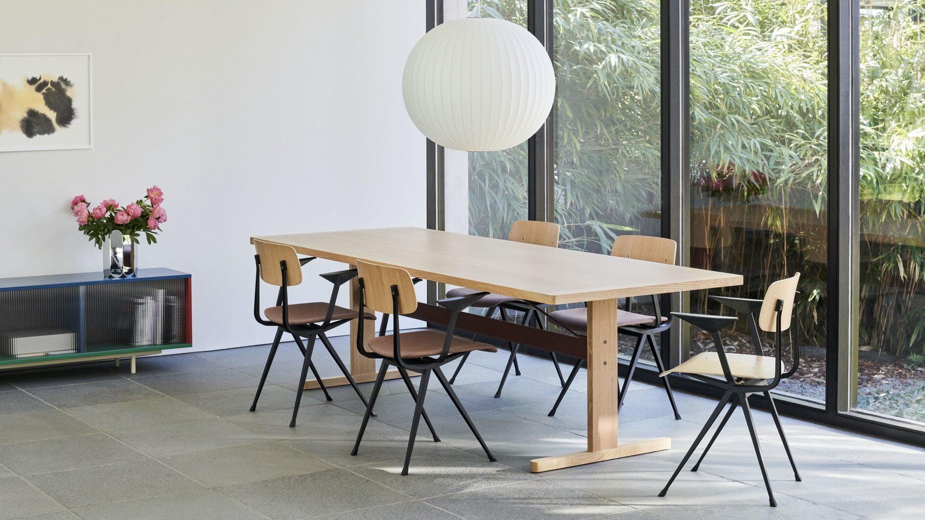 Table et chaise de restaurant design et haut de gamme PASSERELLE