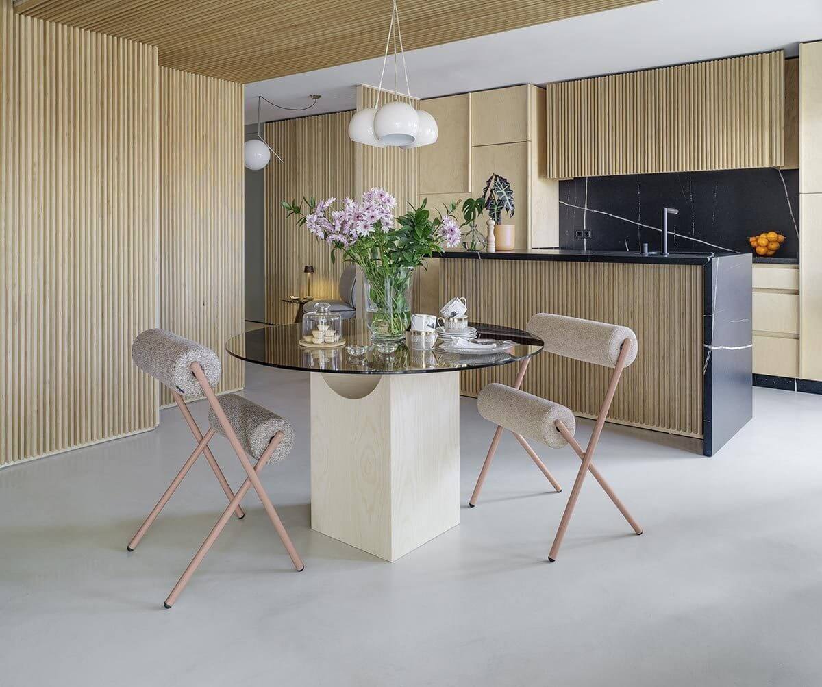 Table ronde haut de gamme avec plateau verre VESTIGE