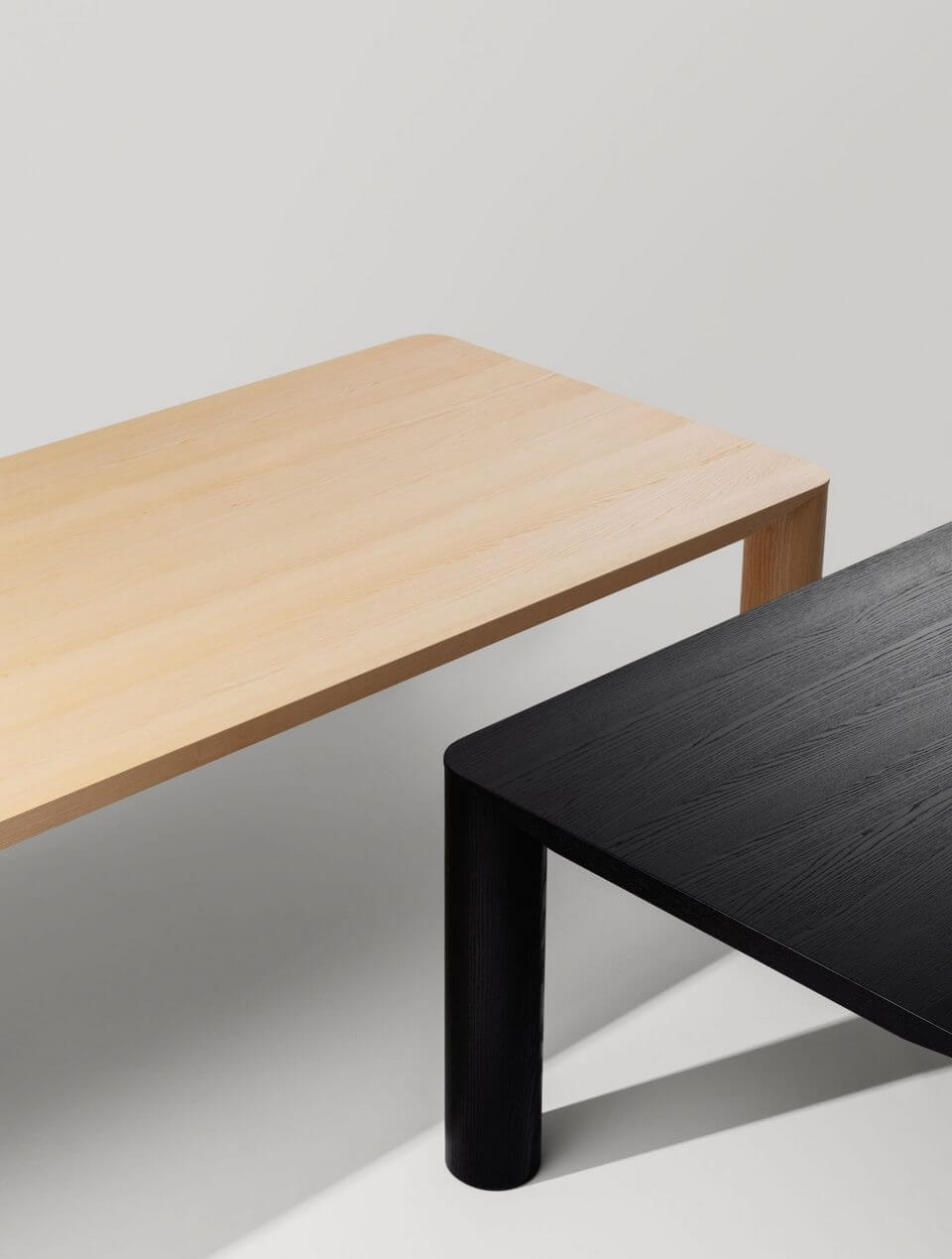 Table de réunion haut de gamme en bois