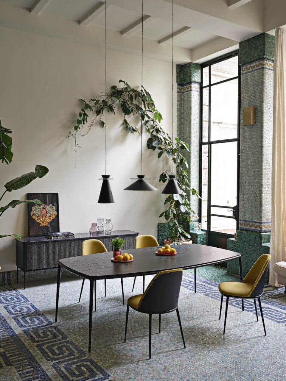 Table design avec plateau bois pour 6 personnes