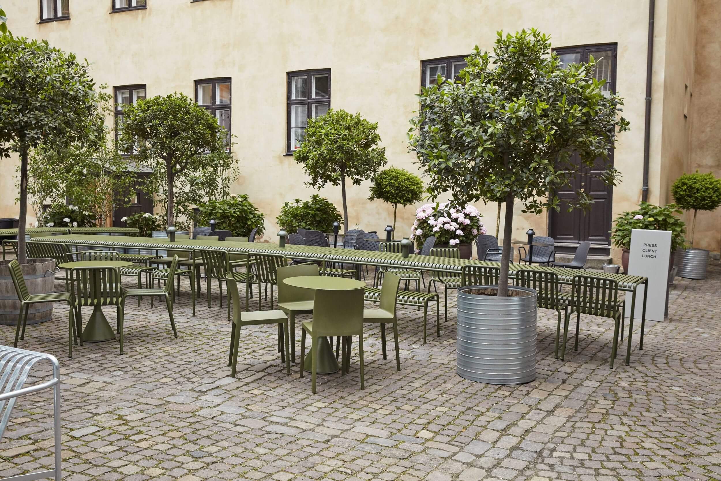 Table de restaurant extérieur PALISSADE