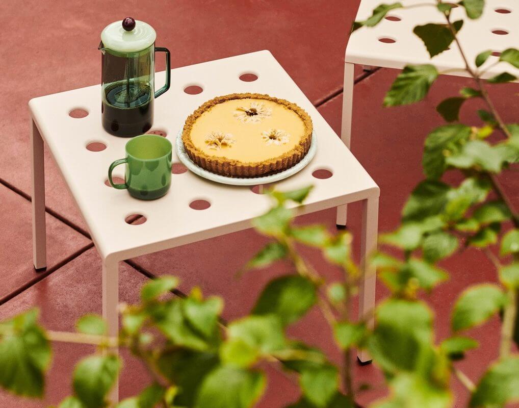 Table design pour terrasse de restaurant BALCONY