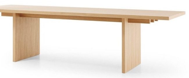 table de travail en bois clair ESSENCE – design minimaliste inspiré du mobilier japonais pour bureau de direction