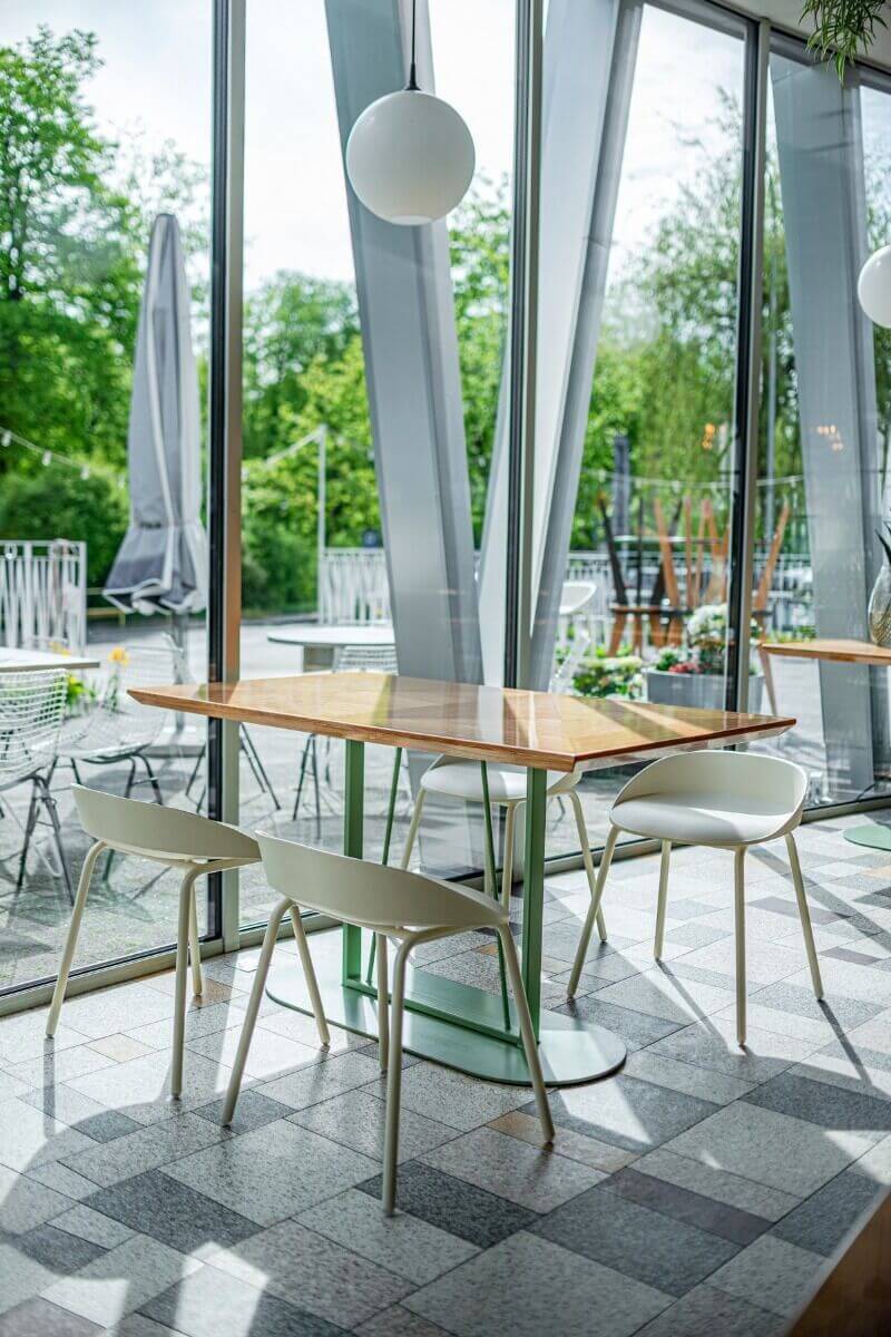 Tabouret design bas pour hôtels et restaurants TIM